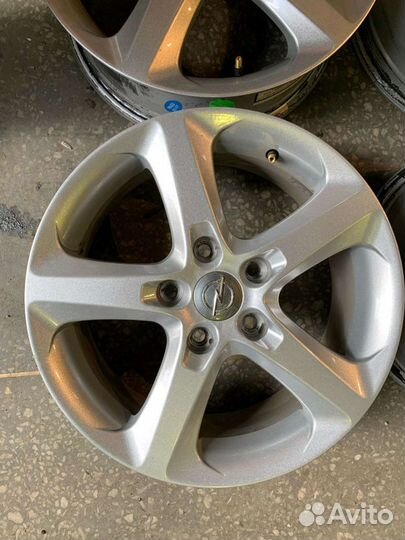 Диски литьё R 16 5/115 c Opel Astra j