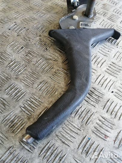 Рычаг стояночного тормоза Hyundai Santa Fe CM D4HB