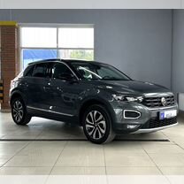 Volkswagen T-Roc 1.5 AMT, 2021, 96 857 км, с пробегом, цена 2 549 900 руб.