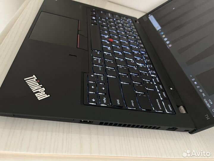 Lenovo thinkpad t14 ryzen 5 16/256gb