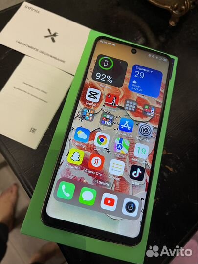 Infinix NOTE 10 Pro, 8/128 ГБ