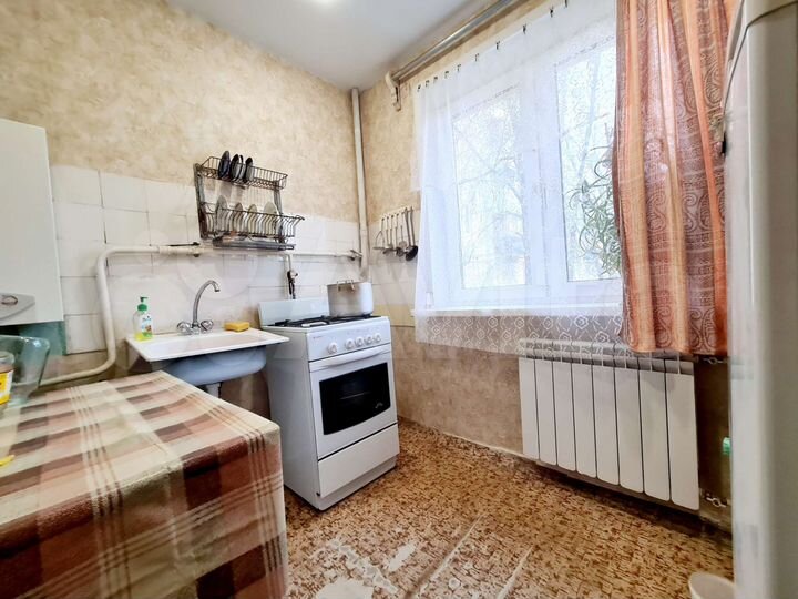 2-к. квартира, 43 м², 1/5 эт.