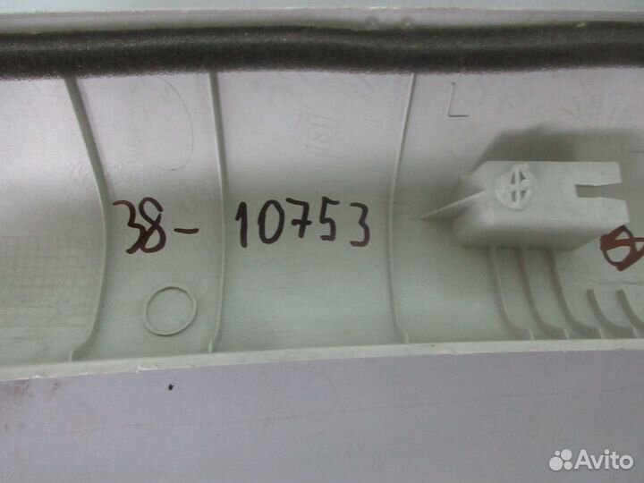 Обшивка стойки левая передняя Ford Focus 3 2011