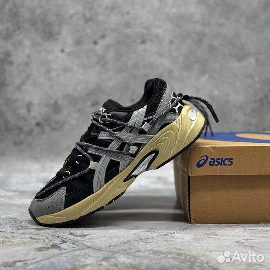 Кроссовки Asics