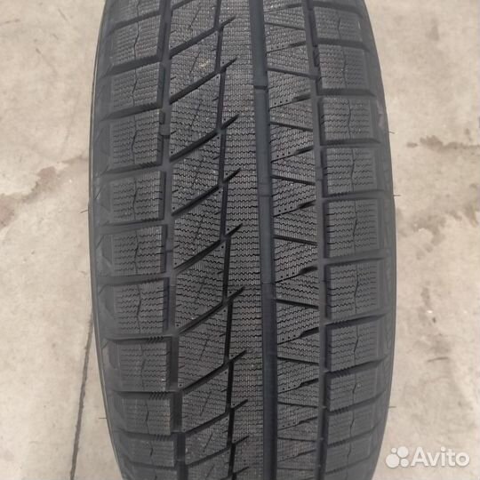 Sailun Ice Blazer Arctic EVO 235/60 R19 107