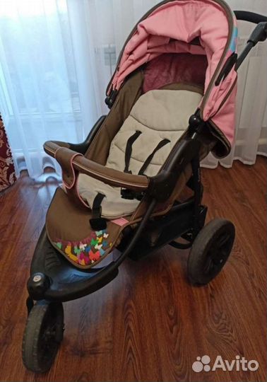 Прогулочная коляска