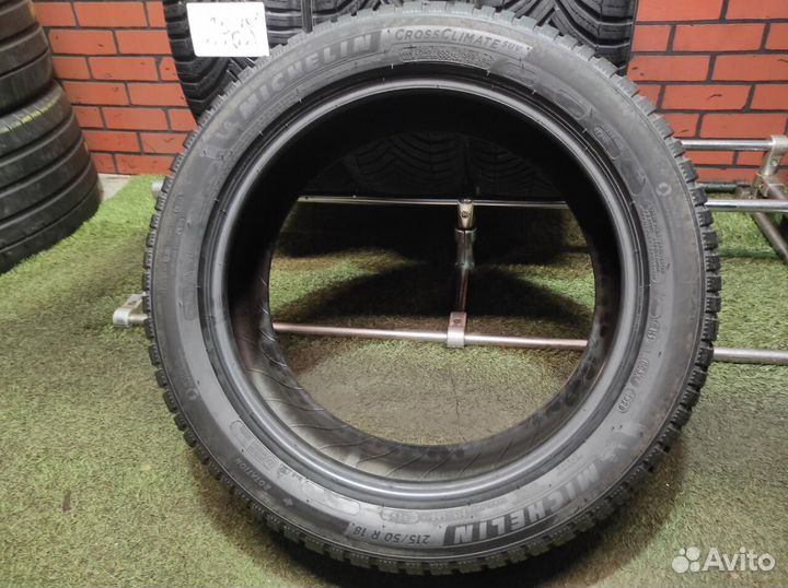 Michelin CrossClimate SUV 215/50 R18 92W