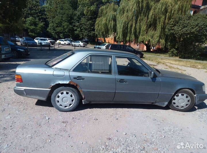 Mercedes-Benz W124 2.3 МТ, 1989, 300 000 км