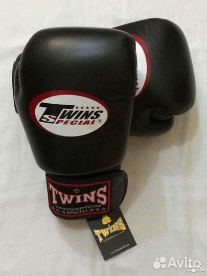Боксерские перчатки 14 унций