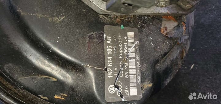 Вакуумный усилитель тормозов Skoda Octavia A5