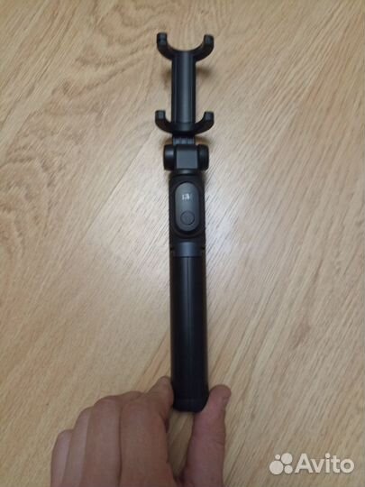 Xiaomi трипод /штатив/селфи-палка