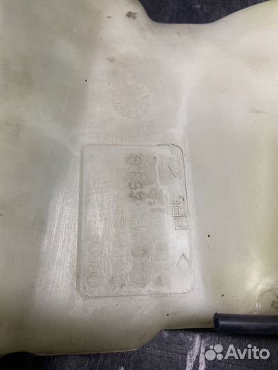 Бачок омывателя Audi 100 A6c4 4A0955453B