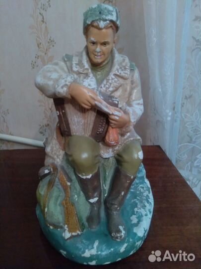 Скульптура Василий Тёркин 1956г