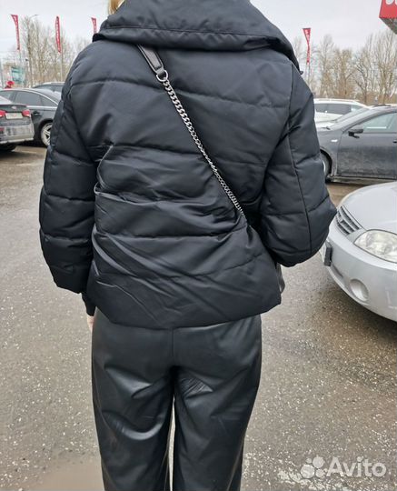 Куртка демисезонная женская чёрная