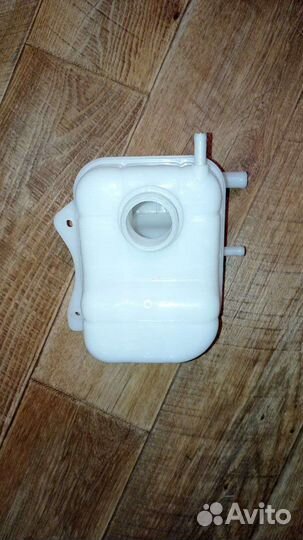 Шевроле Лачетти Расширительный бачок