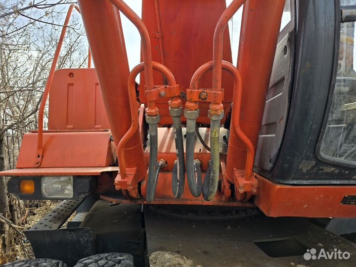 Колёсный экскаватор Твэкс ЕК-12, 2011