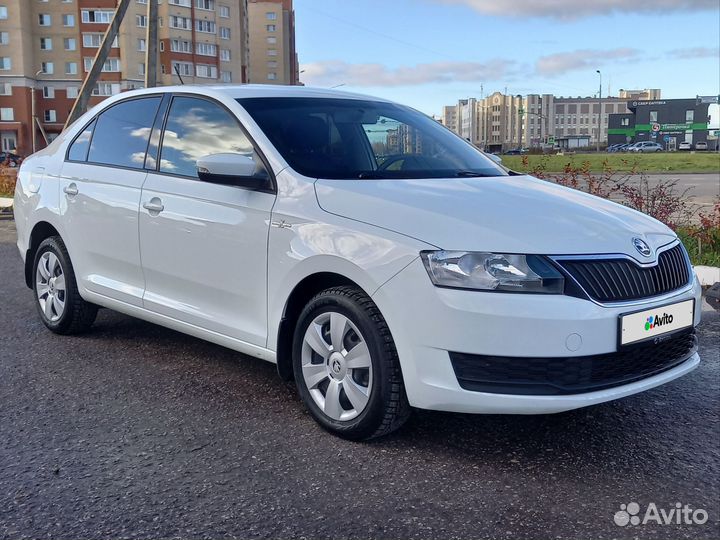 Skoda Rapid 1.6 AT, 2019, 49 000 км