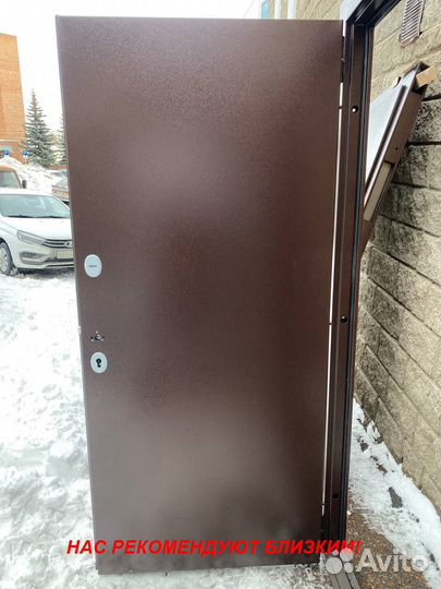 Толстая дверь металлическая с доставкой в подарок