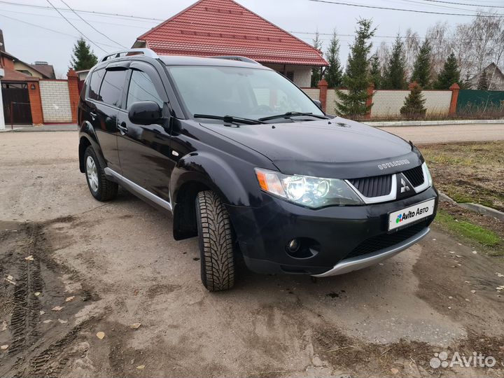 Mitsubishi Outlander 2.4 CVT, 2008, 293 800 км