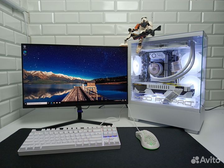 Мощный игровой пк белый /Intel/ddr 4 /GTX 1080 8g
