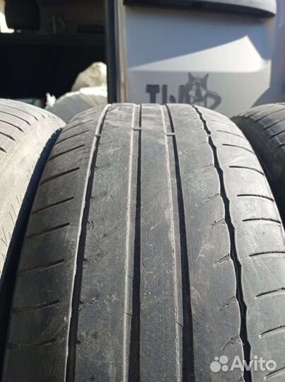 Michelin Primacy HP 215/60 R16 99V