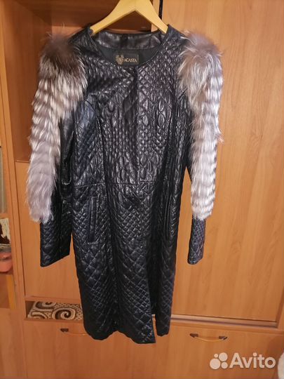Пальто женское 42 44 с натуральным мехом