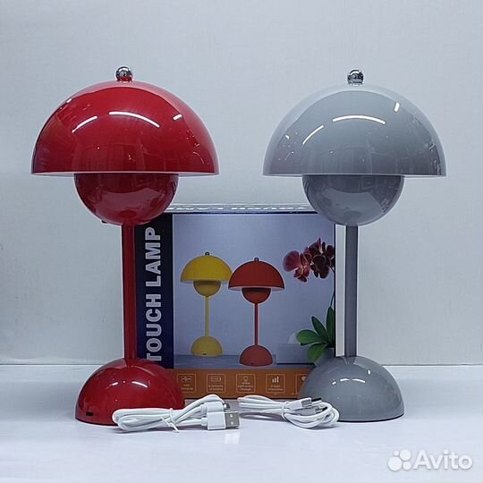 Лампа настольная