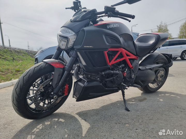 Ducati diavel carbon