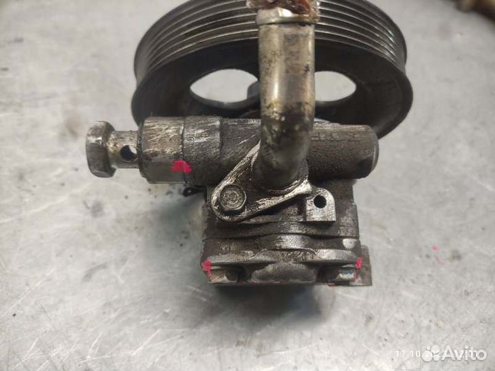 Насос гур Mitsubishi Pajero Sport 2 4D56 2011