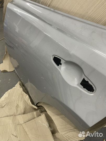 Дверь toyota rav4 40