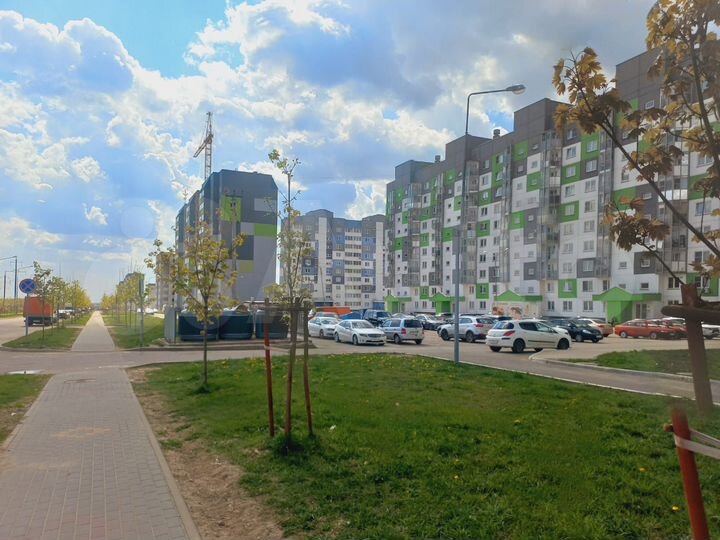 2-к. квартира, 58 м², 4/10 эт.