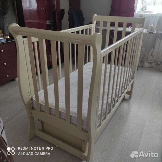 Детская кроватка Лель с маятником