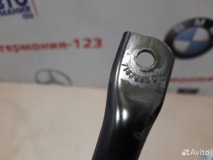 Распорка передняя правая Bmw 530 F07 N55B30A 2009