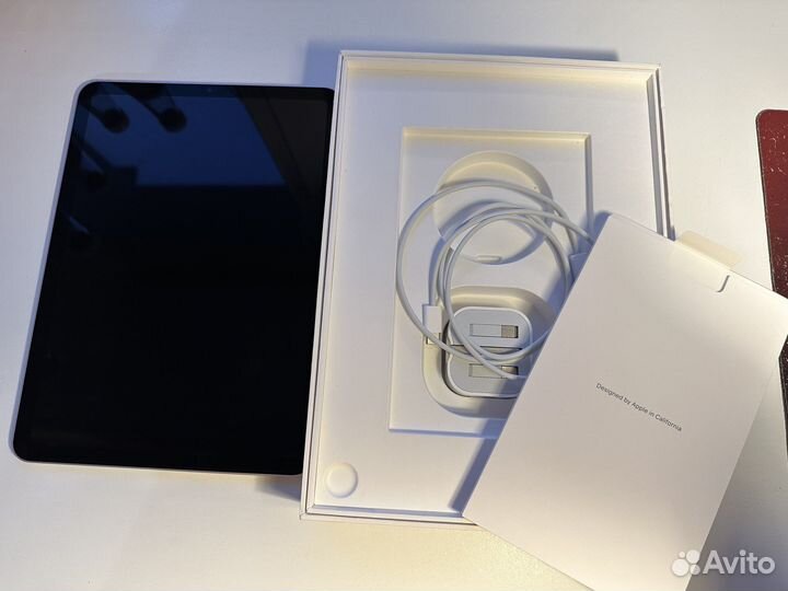 iPad air 5 64gb в идеальном состоянии