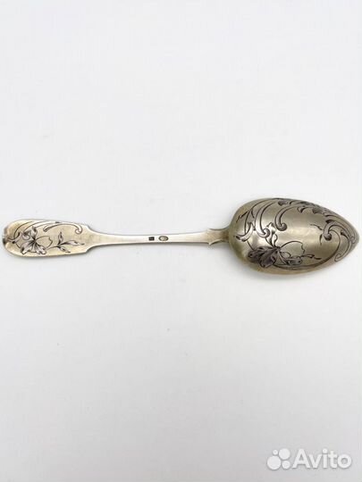 Шикарная столовая ложка с рисунком Серебро 84 пр