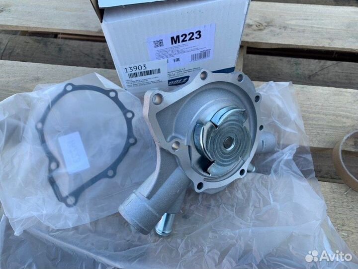 Помпа Mercedes-Benz C-Class 203 111951