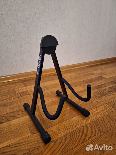 Держатель для гитары