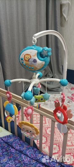 Мобиль для кроватки с проектором и подсветкой