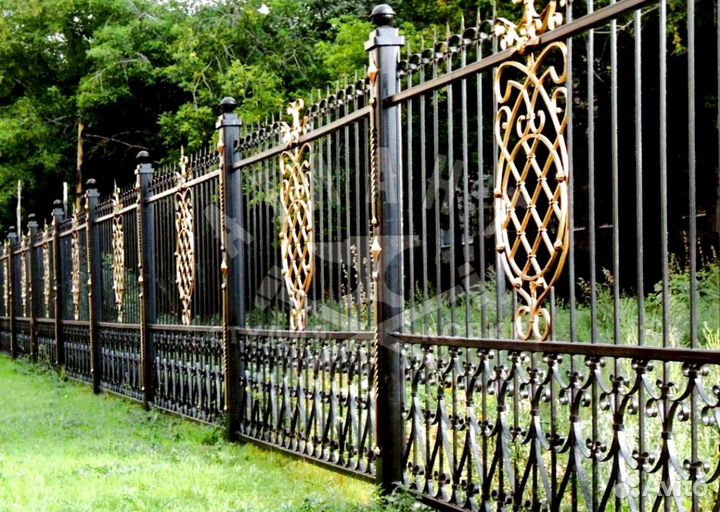 Заборы металлические Модель № 1202