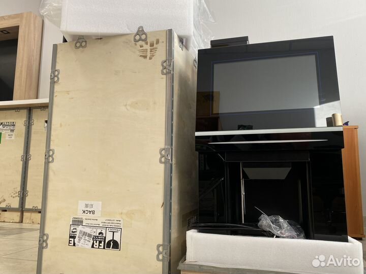 Профессиональная кофемашина для кафе