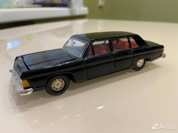 Чайка газ 14 Сделано в СССР, масштаб 1:43