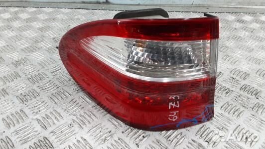 Фонарь задний левый mercedes benz E-class W211 (64