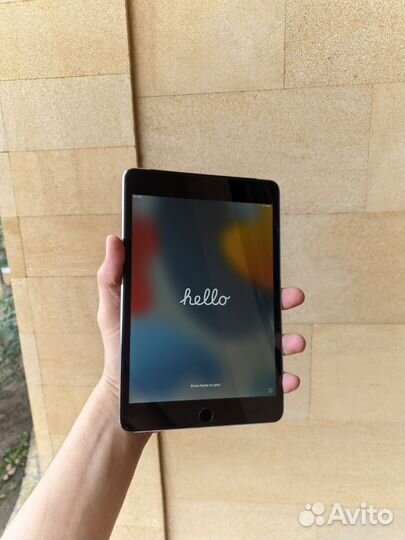 iPad mini 4 cellular 16 gb