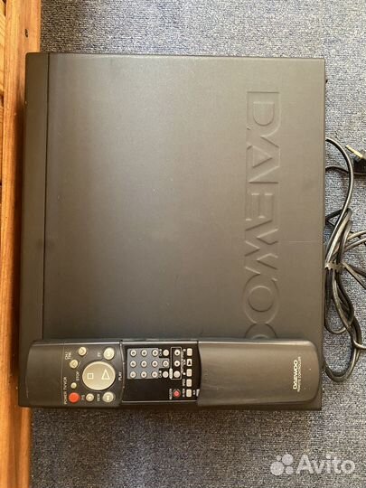 Видеомагнитофон daewoo