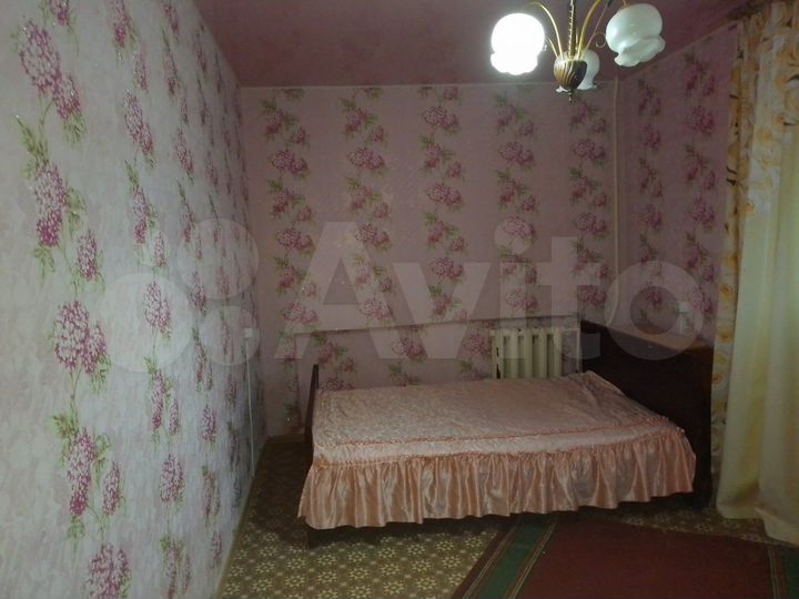 2-к. квартира, 50 м², 1/9 эт.