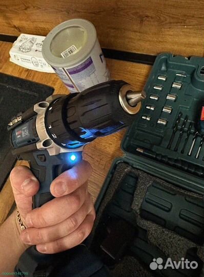 Новый шуруповeрт Bosch 18v (Арт.82671)