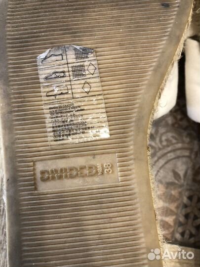 Босоножки hm