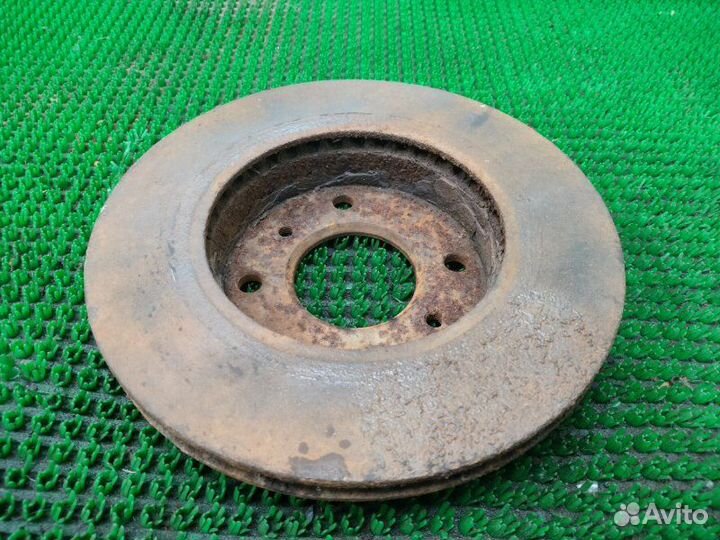 Диск тормозной передний Nissan Primera P11 GA16DE