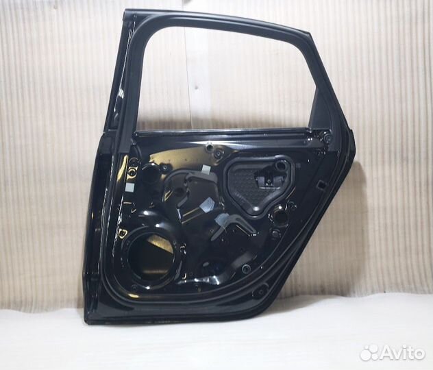 Дверь задняя правая A6 C7 4G