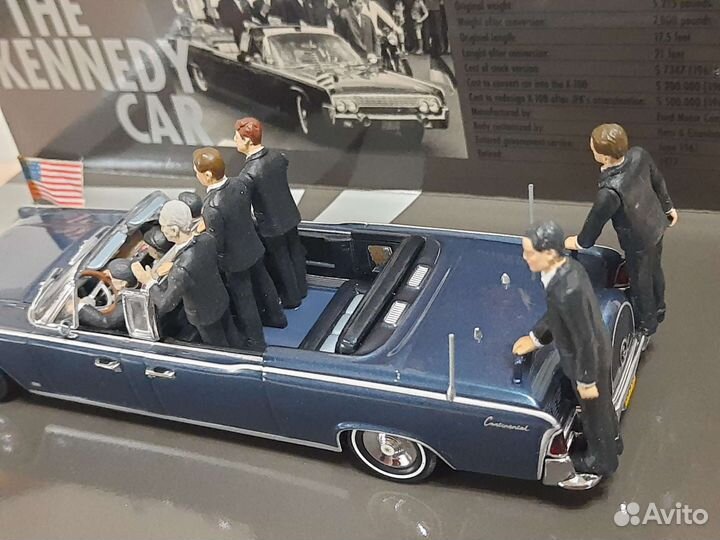 Lincoln continental X-100 1963 1:43 Minichamps